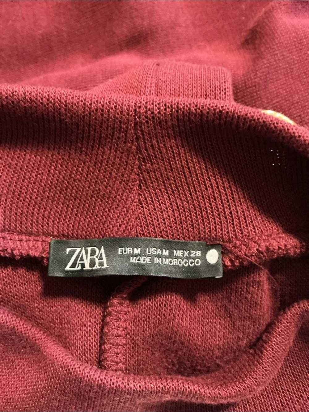 Zara Burgundy Button-Shoulder Knit Top size medium - Picture 4 of 5